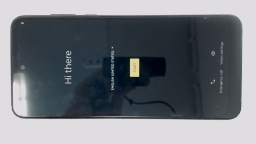 Motorola G Play 2023 XT2271DL Cellphone (Blue 32GB 3GB) Tracfone SCRATCHED