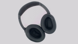 Bose QC 35 II Series 2 Wireless Headphones Black WORN PLASTIC