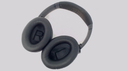 Bose QC 35 Series I 1 Black Wireless Headphones FLAKED HEADBAND