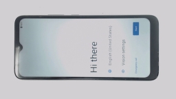 Cloud Mobile Stratus C8 Cellphone (Black 32GB 3GB) TruConnect SCRATCHED