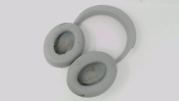 Bose NC700 Bluetooth Headphones (Silver) DEFECTIVE/RIPPED PADS/STAINS