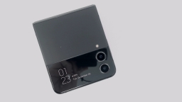 Samsung Galaxy Z Flip4 SM-F721U (Black 128GB 8GB) T-Mobile BAD BOARD