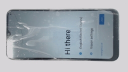 NUU N13 S6514L Cellphone (Black 32GB 3GB) Unknown Carrier DualSIM CRACKED