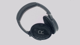 Bose QuietComfort QC 45 Black Wireless Headphones NO EAR PADS/FLAKED/STUCK