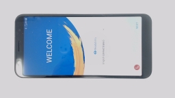 Asus ZenFone Max M1 X00PD Cellphone (Gold 16GB2GB) Unlocked CRACKED/SCRATCHED