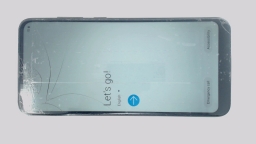 Samsung Galaxy A11 SM-A115U Cellphone (Black 32GB 2GB) Boost Mobile CRACKED