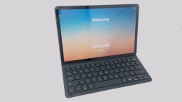 Samsung Galaxy Tab S9 SM-T710 11" Tablet (Gray 128GB 8GB) WiFi + KEYBOARD CSE