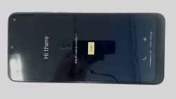 Motorola G Pure XT2163DL Cellphone (Blue 32GB 3GB) Tracfone SCRATCHED