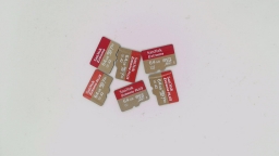 Lot of 6 - Mixed 64GB SanDisk Extreme Micro SD Memory Cards