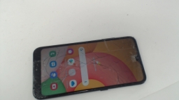 Samsung Galaxy A01 SM-S111DL Black 16GB Cellphone - Tracfone CRACKED